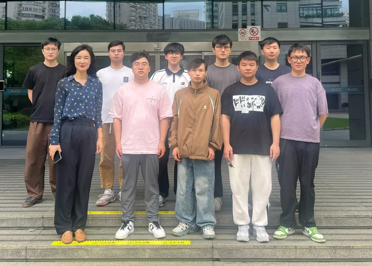 Molecular Energy Lab group at the Shanghai Institute of Organic Chemistry